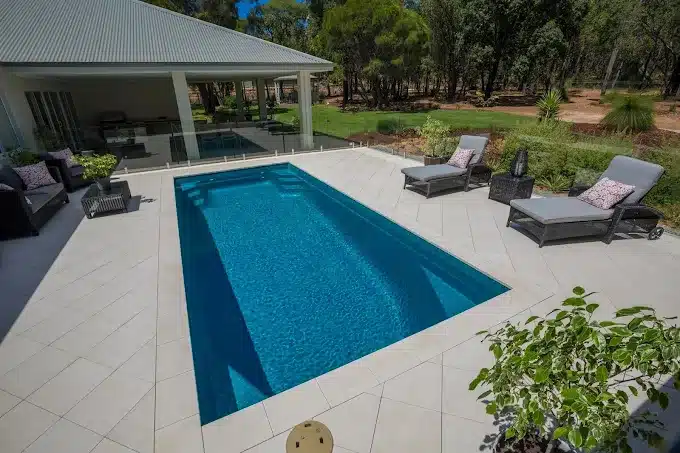 installation d'une piscine coque à Avignon par Freedom Piscines Vaucluse