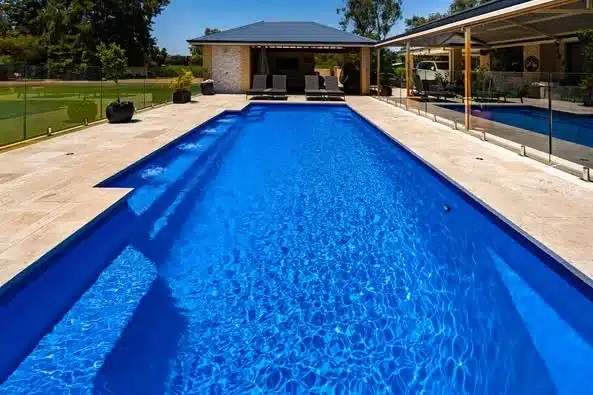 installation d'une piscine coque à Avignon par Freedom Piscines Vaucluse