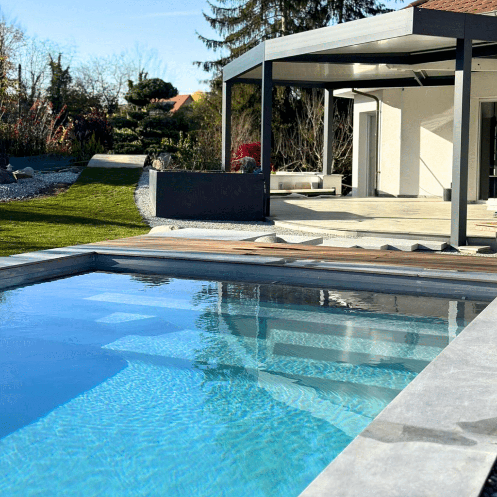 installation d'une piscine coque à mulhouse par sublim garden